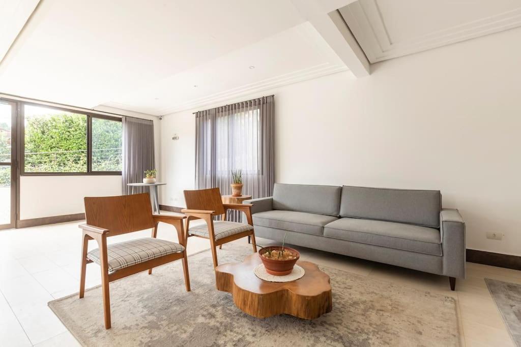 Nosso Loft Encantador Em Campos do Jordão Exteriör bild